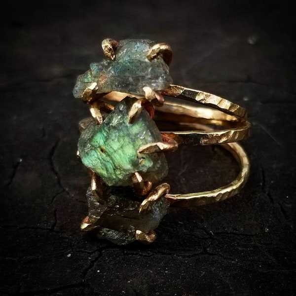 Raw Labradorite Ring Set of 3x Raw stone ring Raw Labradorite Ring Labradorite Jewelry Gothic Jewelry Set of Three Raw Labradorite Rings