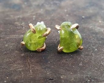 Raw Peridot Studs Rough Peridot Earrings Raw Peridot Earrings Tumbled Peridot Studs Green Stone August Birthstone August Earrings