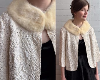 1960s 60s White Ribbon Cropped Jacket with Fur Collar - S/M