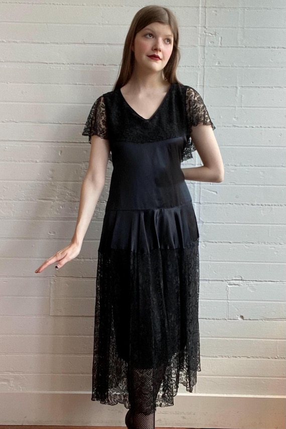 1920s 20s Black Silk and Lace Tiered Dress Drop Waist… - Gem