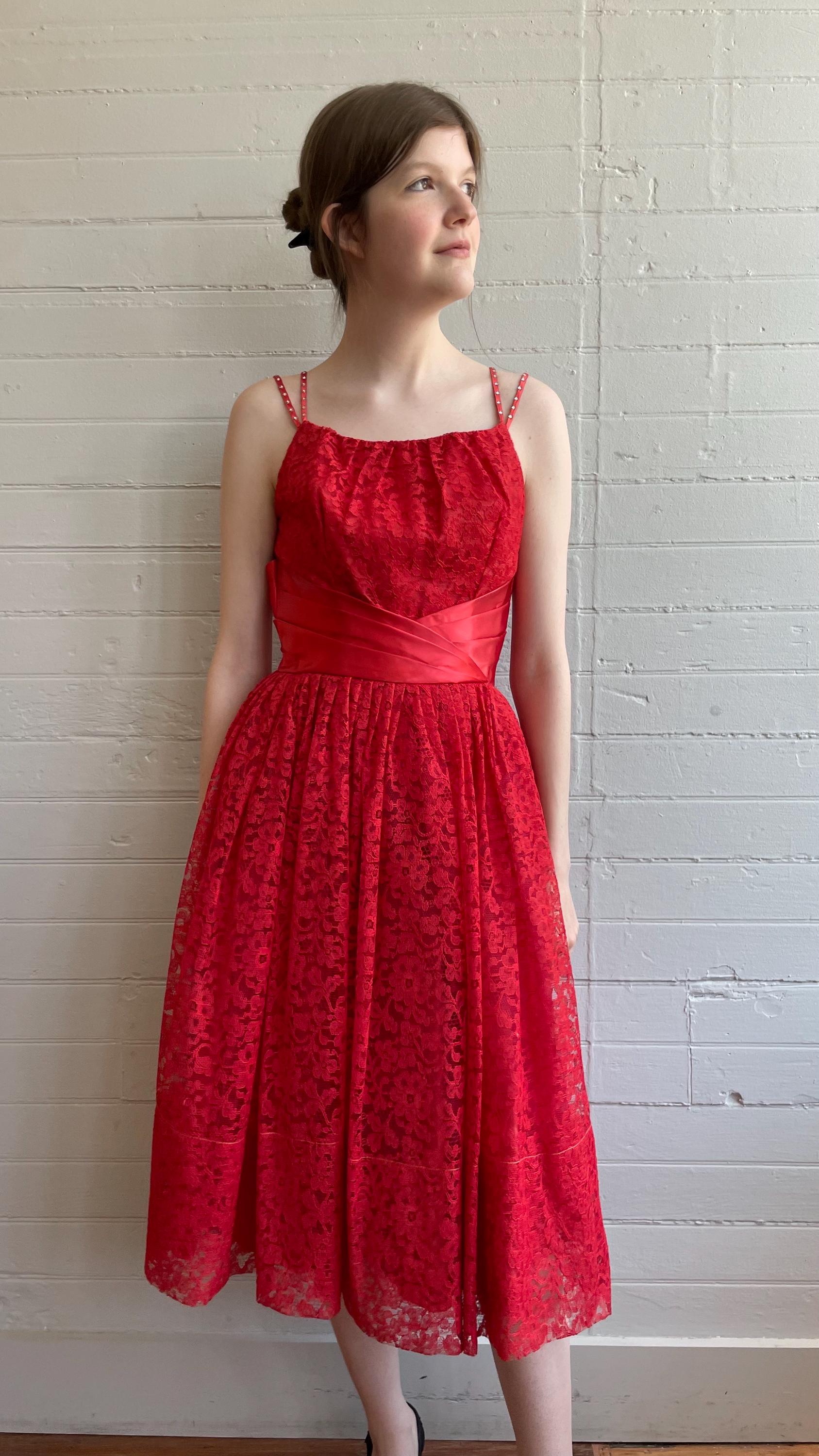 1950s 50s Red Lace Fit & Flare Dress with Full Skirt - XS