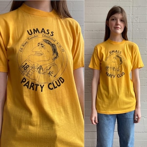 1970s 70s UMASS 1979 Party Club University College t-shirt - S/M