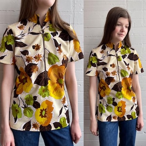 1970s 70s Leaf and Floral Print Shirt with O-Ring Zipper - Medium