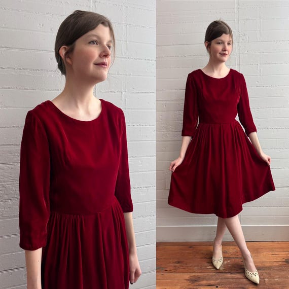 1960s 60s Red Velvet Fit & Flare Dress - Small