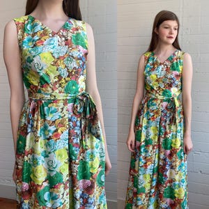 1970s 70s Multicolored Rose and Floral Maxi Dress with Matching Sash - Small