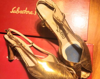 Salvatore FERRAGAMO Size 6.5 shoe GOLD open toe sling back  Heels Womens Shoes open toe sling back in Box