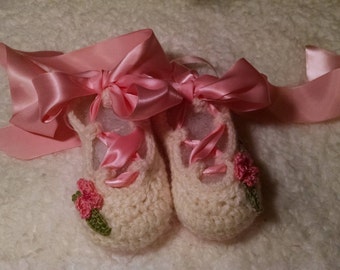 Ballerina baby booties with satin ribbon and jeweled flower/Pink or purple