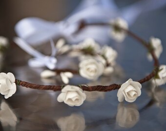 Couronne de fleurs bohème blanche et son bracelet assorti mariage coiffure festival communion baptême