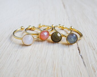 Ring fine stone faceted, gold-plated, labradorite, moonstone or jasper