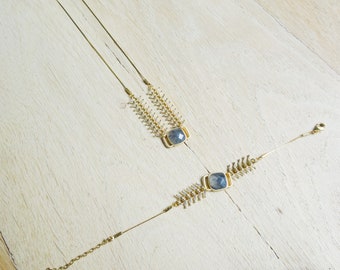 Square marbled grey stone necklace and gold spike chain in fine gold