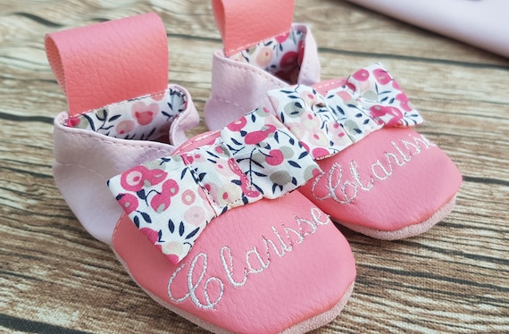 Soft leather slippers, imitation leather, baby slipper, girl slipper, child slipper, limited edition bow, personalized slippers