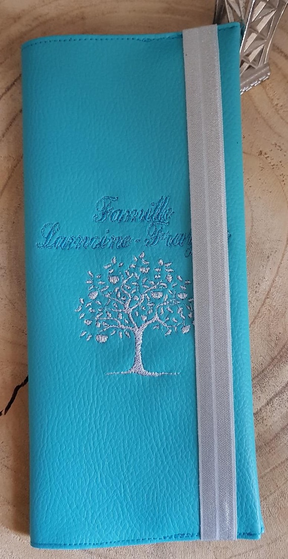 Personalized leatherette family booklet protector