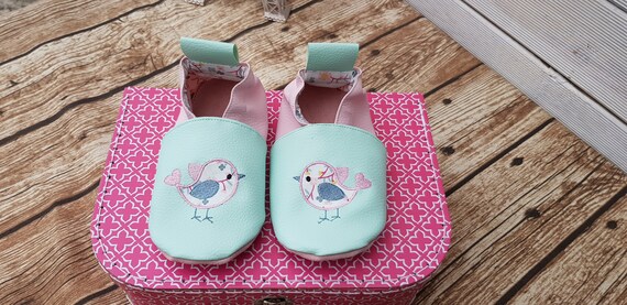 Soft leather slippers, imitation leather, baby / girl slipper, child slipper, personalized slipper, limited edition bird spring 19