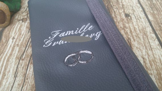 Personalized leatherette family booklet protector
