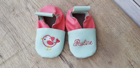 Soft leather slippers, imitation leather, baby / girl slipper, child slipper, personalized slipper, green limited edition bird