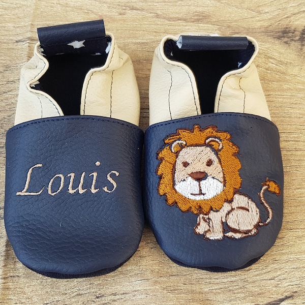 Chausson bb cuir bleu marine et beige brodé Lion à personnaliser