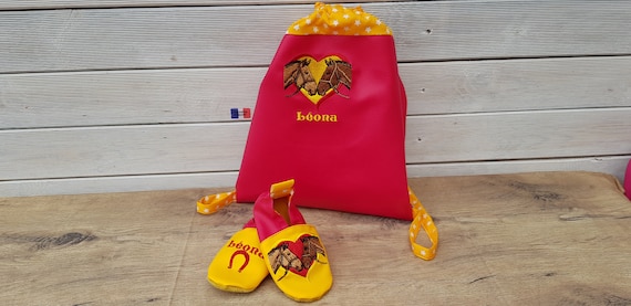 Maternal backpack and its pair of matching and personalized slippers