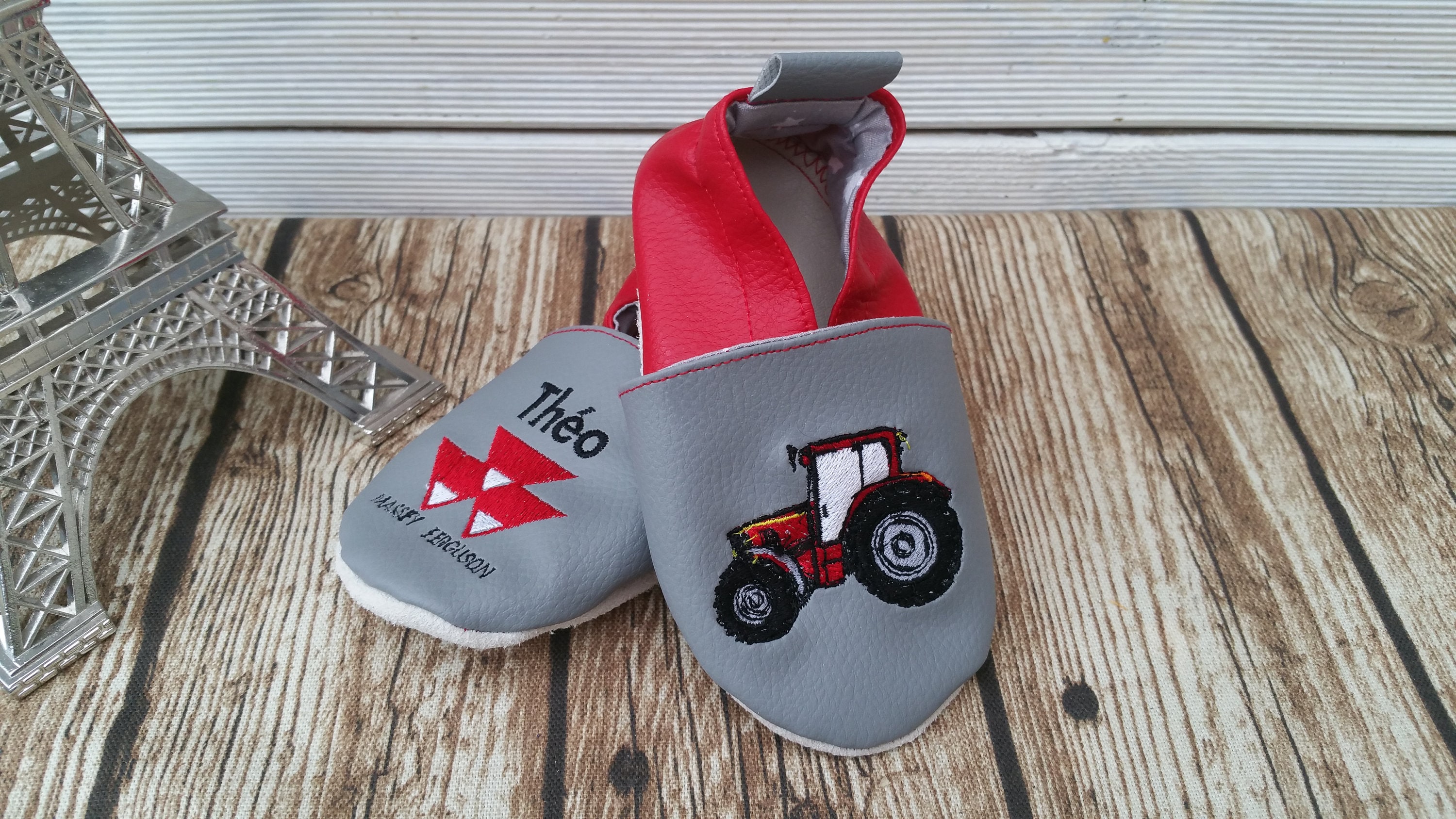 Flexible Tractor Slippers to Customize 