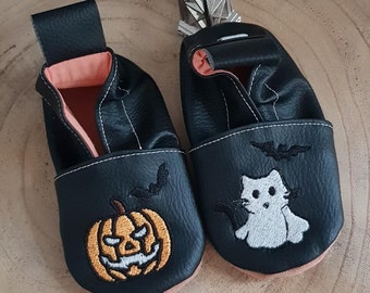 Chaussons souples cuir, chausson bébé, chausson halloween, chaussons fantome