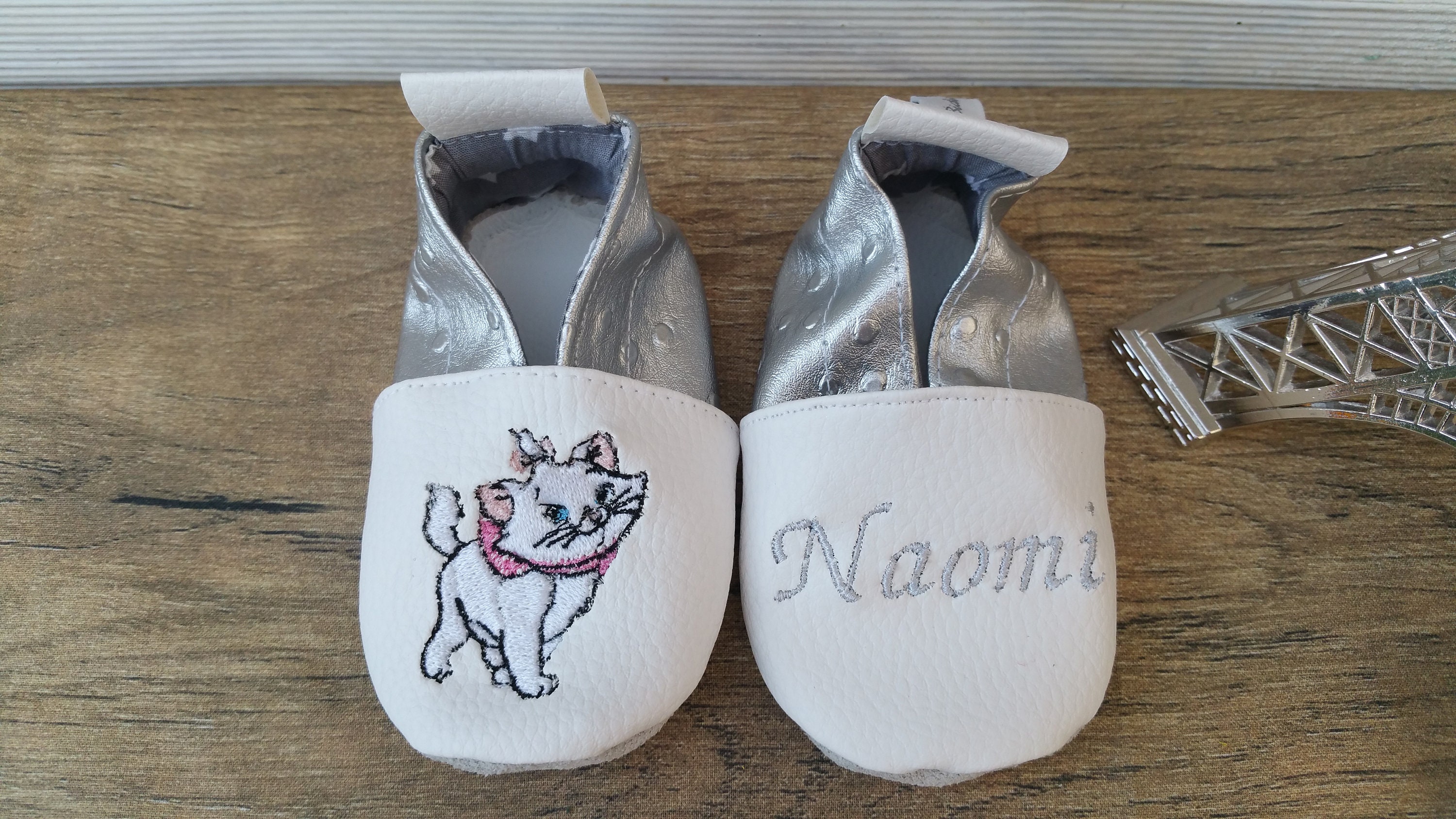 Chaussons cuir souple Chat pour bébé enfants femme homme