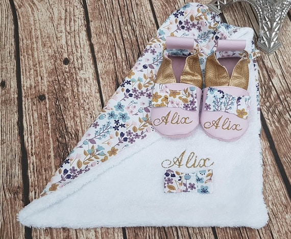 Birth pack to customize: slippers and bib, limited edition fall flower, knot