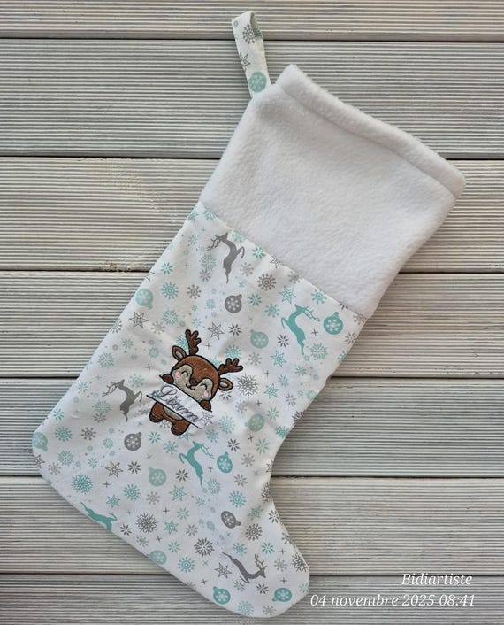 Chaussette de Noël personnalisée prénom – Botte de Noël brodée – Décoration Noël enfant / famille  Cadeau Noël fait main - Livraison Offerte