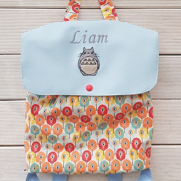 Sac à dos crèche / maternelle simili cuir et coton plume multicolore, fermeture par cordon et pression, personnalisé et brodé