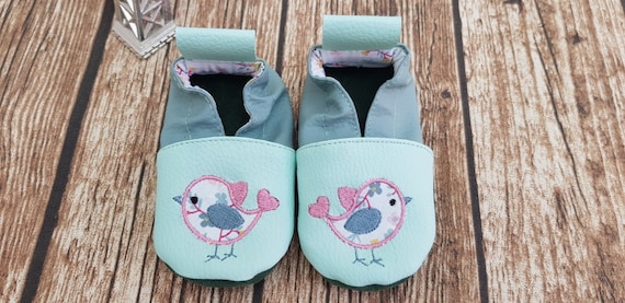 A pair of custom soft slippers / Bird applied / Cotton floral limited edition