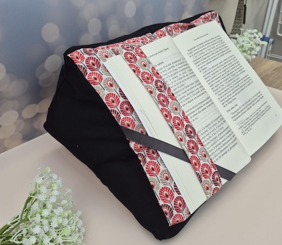 Personalized Embroidered Reading Pillow – Hands-Free Book Holder – Book Rest Cushion – Reader Gift