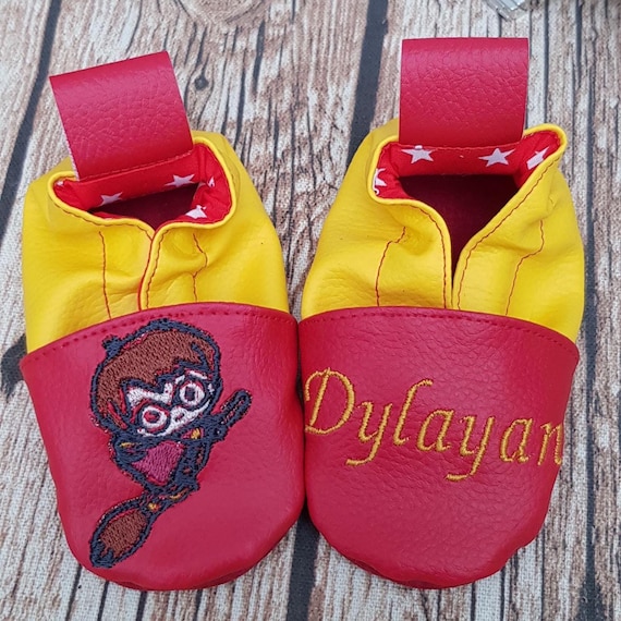 Personalized soft slippers, baby slippers, children's slippers, embroidered slippers - little wizard
