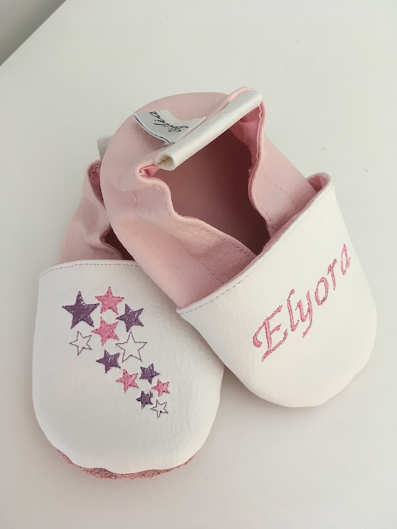 Chaussons bébé en cuir souple et liberty motif étoile personnalisables