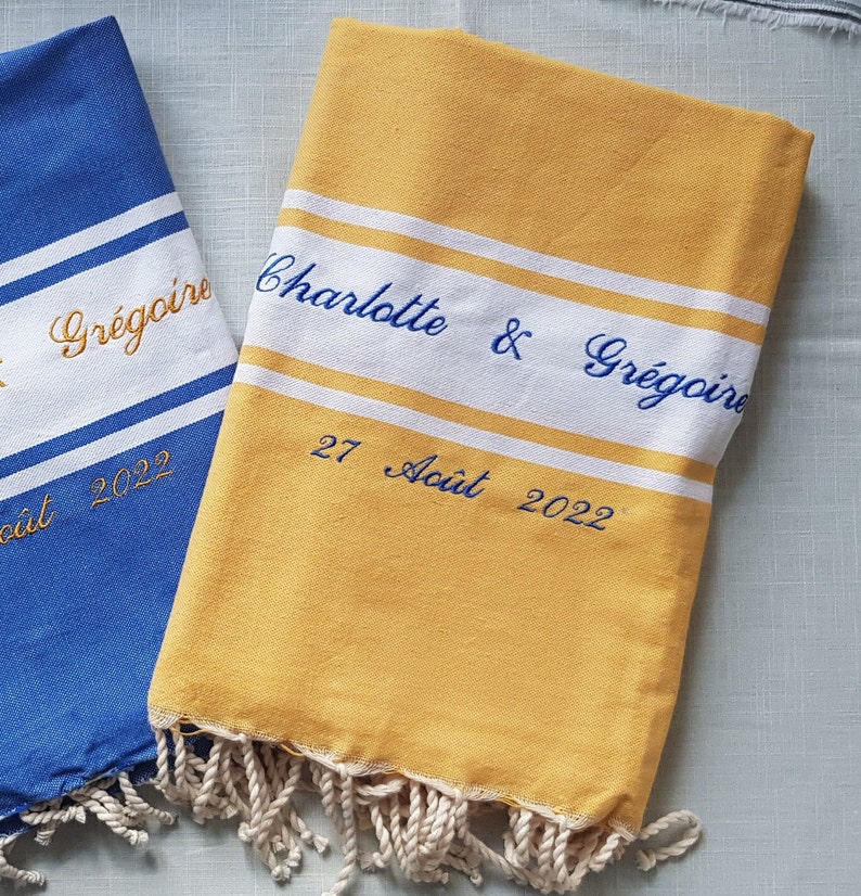 Fouta brodée, serviette de plage personnalisée, serviette de bain brodée, image 2