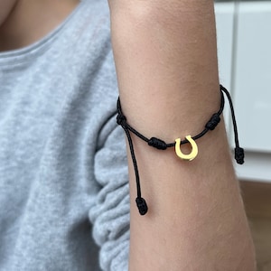 Lucky horseshoe bracelet