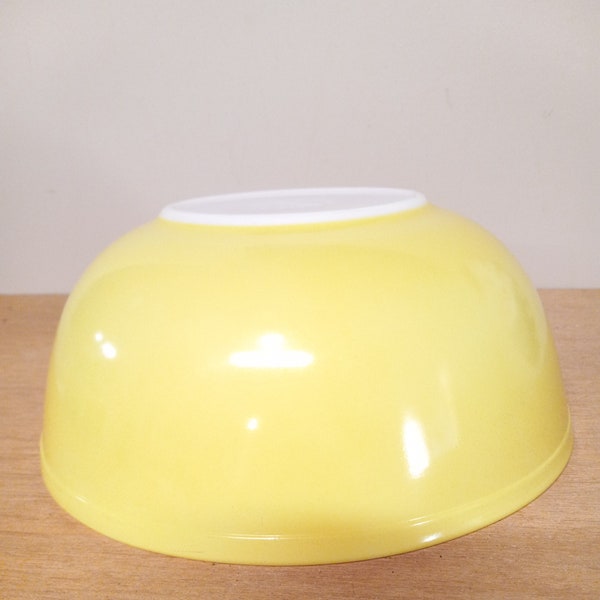 Pyrex vintage primary color yellow nesting bowl 404