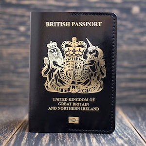 Custodia in pelle per passaporto del Regno Unito, custodia per passaporto di qualsiasi paese, custodia per passaporto, regalo di viaggio, regalo di compleanno, organizer per passaporto