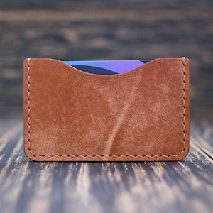 Porte-cartes personnalisé, Cuir tanné végétal, Une carte mince et élégante, Gravure personnalisée disponible, Cadeau fait main, Portefeuille minimaliste