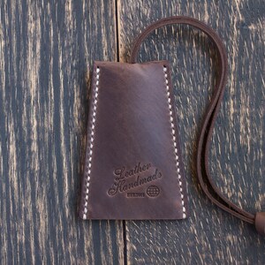 Leather key holder, Leather key pouch, Leather keychain, Key case cover, Personalized gift image 3