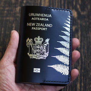 Leren paspoorthoes Nieuw-Zeeland, Uruwhenua Aotearoa, paspoorthoes, paspoorthouder, paspoorthoes voor je land, leren paspoorthoes