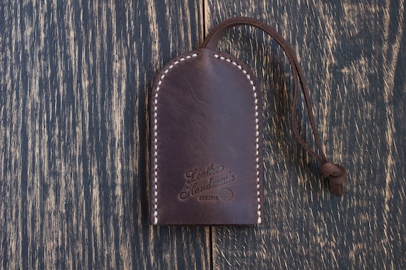 Leather keychain, Leather key holder, Personalized gift, Key case, Key pouch, Leather key fob