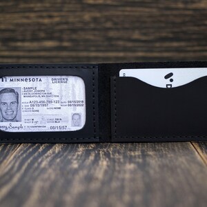 Porta tarjetas de identificación, Cartera de bolsillo frontal, Regalo personalizado, Portatarjetos de cuero, Cartera minimalista imagen 1