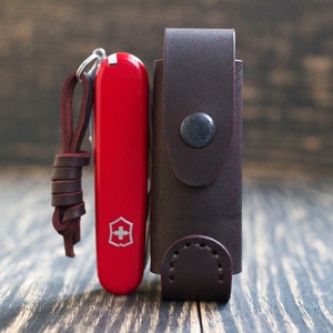 Leather sheath for knife on belt, Case for Victorinox EcoLine 91 мм Climber, Leather Pocket Knife cover, Personalized gift, Engraved gift