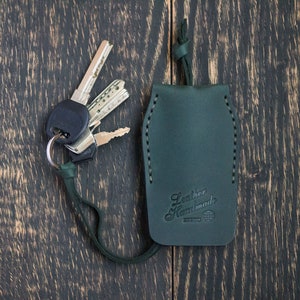 WESTONETEK Unisex Premium Leather Car Key Holder Bag