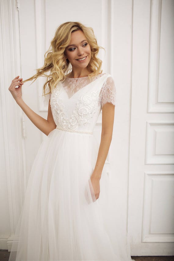 boho short sleeve wedding dress
