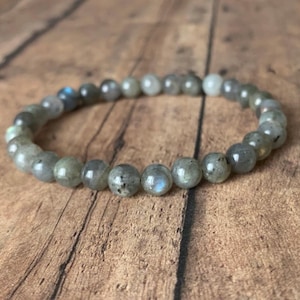 Labradorite Beaded Bracelet: 5.5mm Silver Grey Gemstone