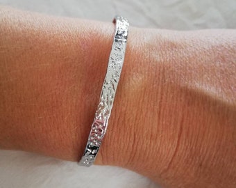 Women&#39;s bangle bracelet in 925 silver
