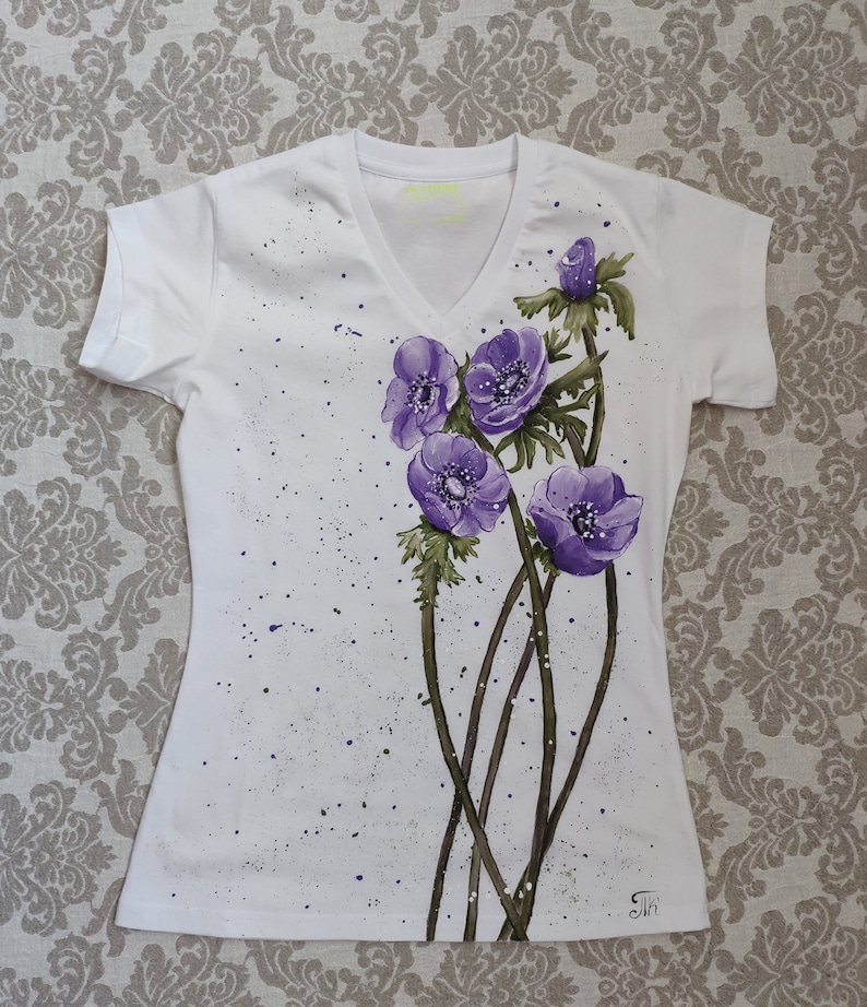 Handpainted tshirt/Women's tee/women's tees/Purple Etsy