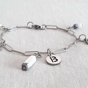 Pulsera con dijes de acero inoxidable con colgantes de cuentas de jade, colgante de piedra natural y carta de deseo, regalo personalizado