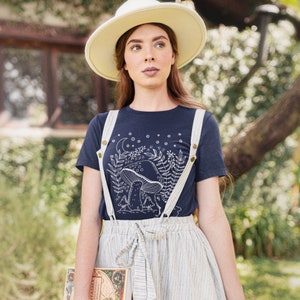 Cottagecore TShirt, Pilze Wald Frosch T Shirt, dark Academia Shirt, Goblincore Kleidung, Witchy Kleidung, Geschenk für die beste Freundin