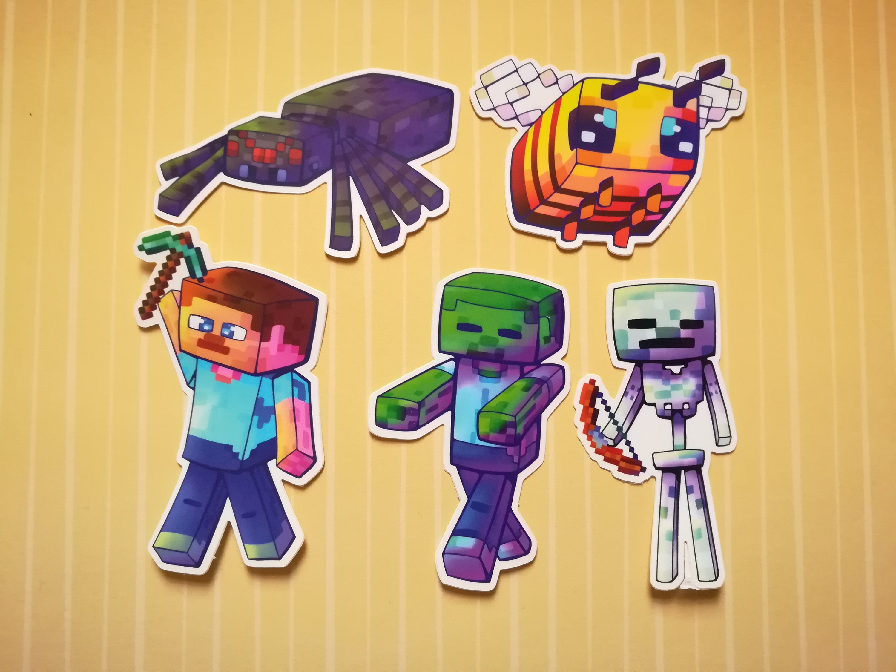 Create meme minecraft paper, paper bee from minecraft, bee minecraft  papercraft - Pictures 