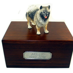 Keeshond Beautiful Paulownia Medium Personalized Wooden Pet Urns